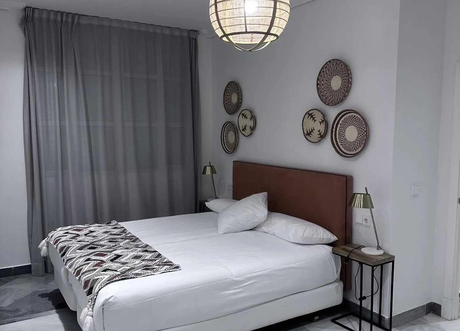 Rey De Sevilla Flats - Arenal דירה סביליה